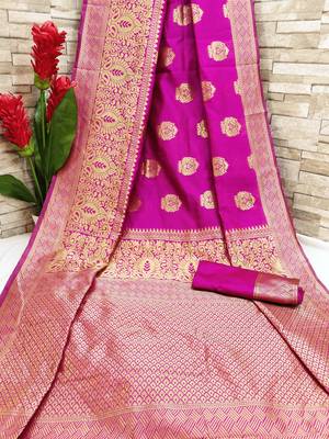 Pink woven banarasi saree with blouse 1