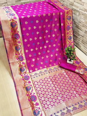 Pink woven banarasi saree with blouse 1
