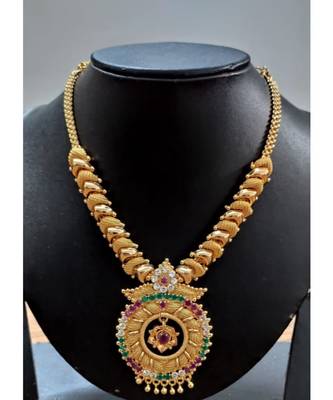 Georgeous Gold Plated Necklace 1