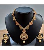 Kundans Gold Plated Necklace Set