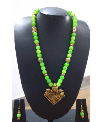 Light Green Agate Necklace Set 1