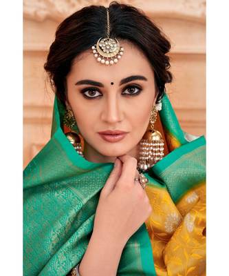 Yellow green woven Banarasi Kataan saree with blouse 3