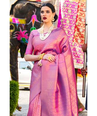 Wine purple woven kanjivaram saree with blouse 2