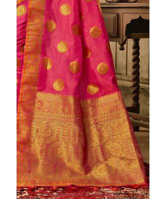 Hot pink woven kanjivaram saree with blouse 2