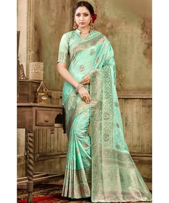 Pastel green woven kanjivaram saree with blouse 1