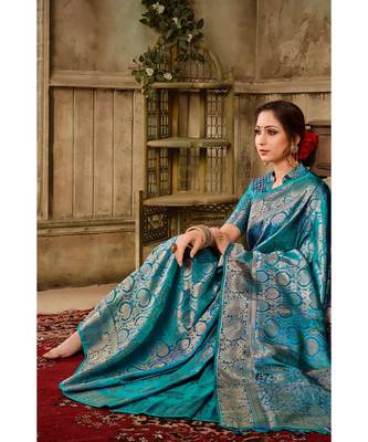 Bright blue woven kanjivaram saree with blouse 2