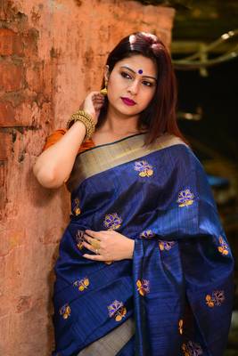 Navy blue raw silk saree 1