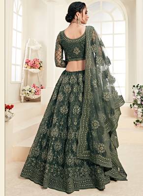 Dark Emerald Designer Wedding Wear Embroidery Lehenga 3