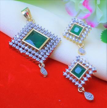 Gold Diamond Necklaces 1