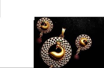 Gold Diamond Necklaces 1