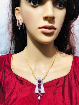 Gold diamond necklaces 4