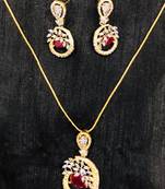 Gold diamond necklaces