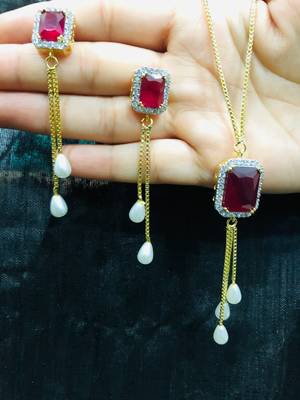 Gold diamond necklaces 1