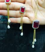 Gold diamond necklaces