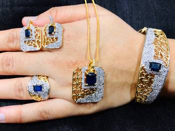 Gold diamond necklaces 1