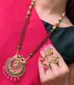 Gold diamond necklaces