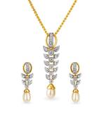 Gold diamond necklaces