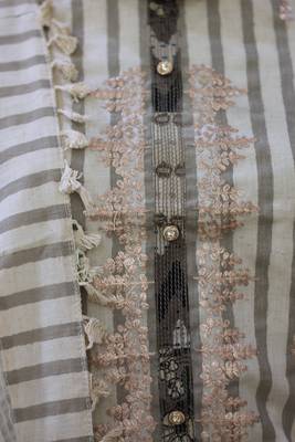 Off white embroidered cotton unstitched salwar with dupatta 4
