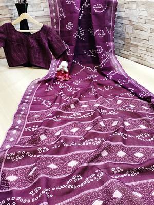 Multicolor printed linen saree with blouse 5