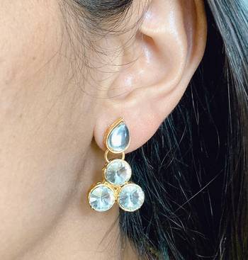 Gold diamond earrings 1