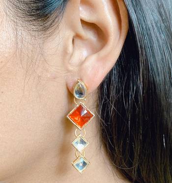 Gold diamond earrings 1