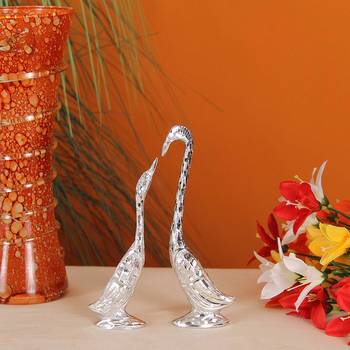 Panetar White Metal Unbreakable Love birds Showpiece for Home 1
