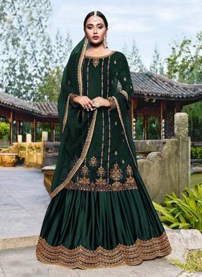 Green Embroidered Velvet Salwar 1