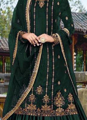 Green Embroidered Velvet Salwar 2