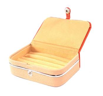 Brown jewellery-box 3