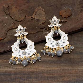 White Danglers Drops 2