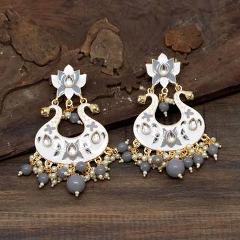 White Danglers Drops 2