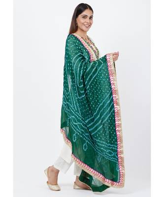 Off-White Freedom Multi Color Mirror Kurti with Straight Pants and Bandhej Dupatta 4