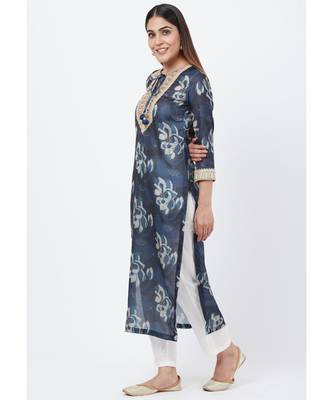 Gray Floral Embroidered Silk Kurti with Off-White Palazzo 2