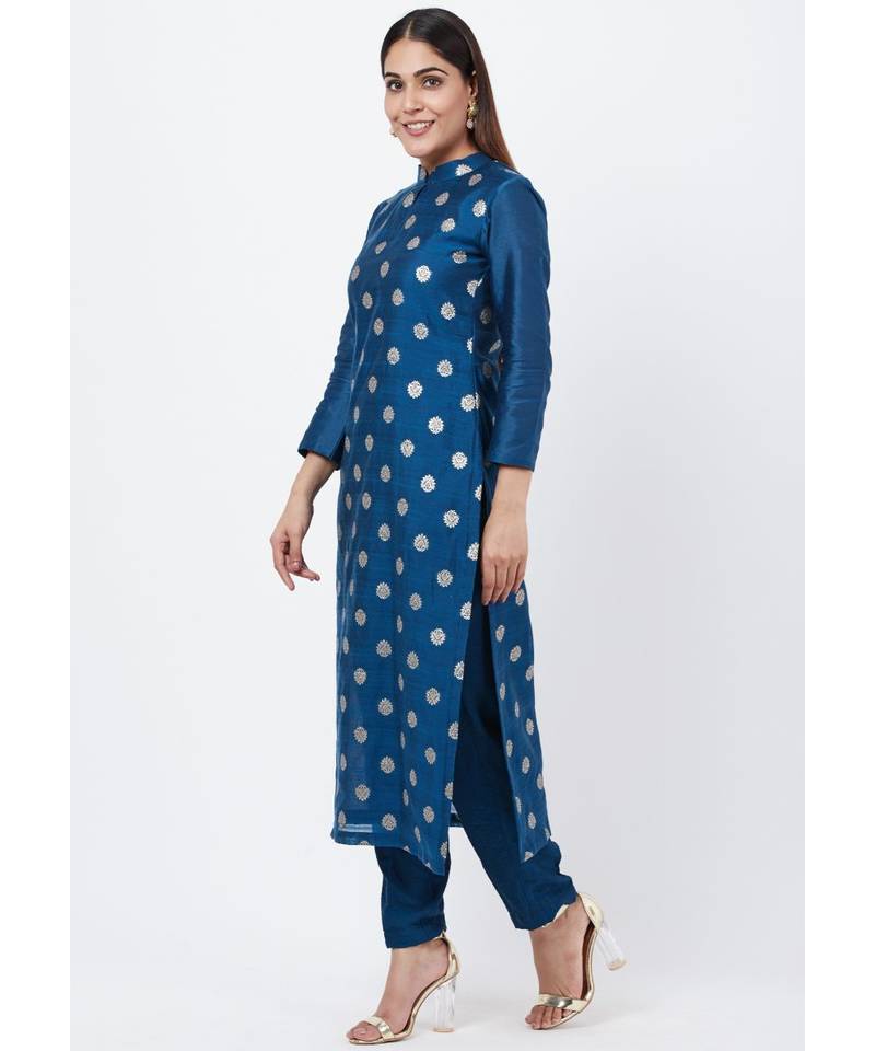 Blue Chanderi Thread Embroidered Kurti with Straight Pants