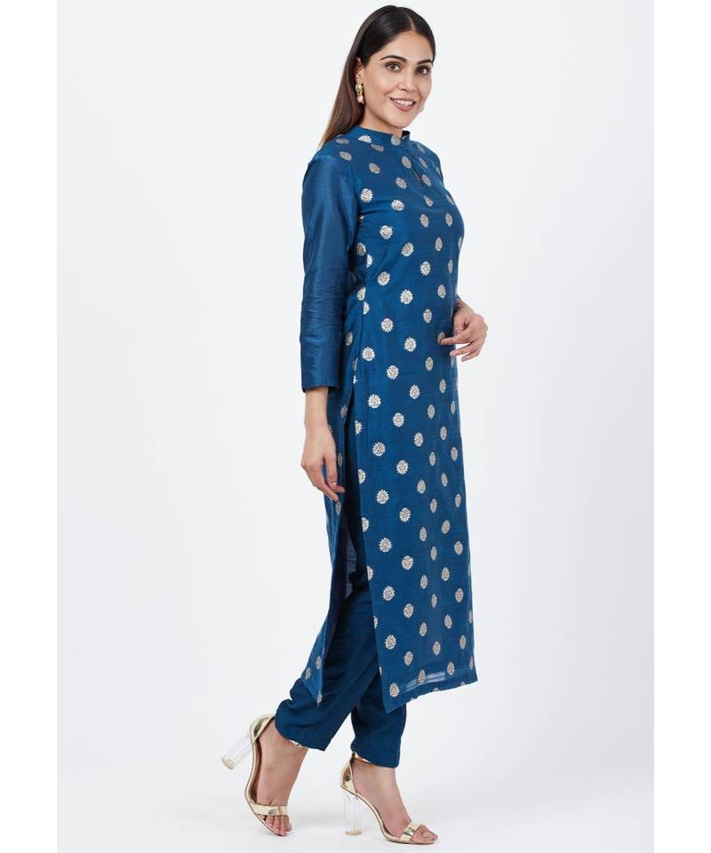 Blue Chanderi Thread Embroidered Kurti with Straight Pants
