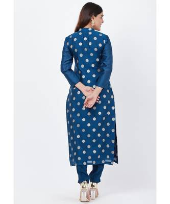 Blue Chanderi Thread Embroidered Kurti with Straight Pants 4