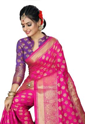 Pink woven silk blend saree with blouse 4