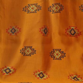 Grey  printed bhagalpuri silk saree with blouse 6