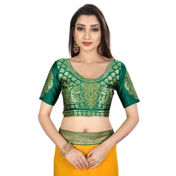 Yellow printed chiffon saree with blouse 6