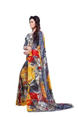 Grey printed georgette saree with blouse 3