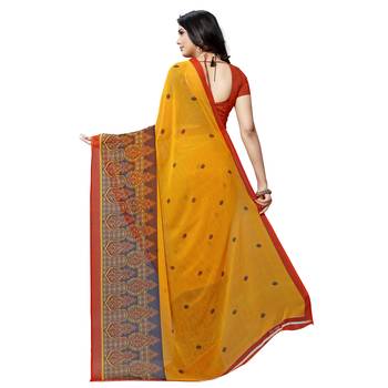 Yellow printed georgette saree with blouse 3