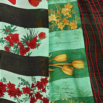 Green printed georgette saree with blouse 6