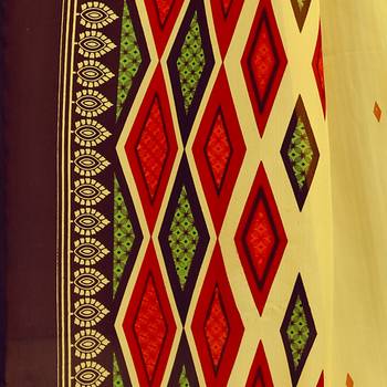 Yellow printed georgette saree with blouse 6