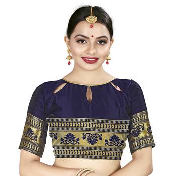 Blue printed silk blend saree with blouse 5