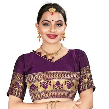 Purple printed silk blend saree with blouse 5