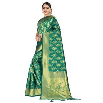 Green printed silk blend saree with blouse 2