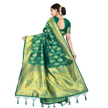 Green printed silk blend saree with blouse 3