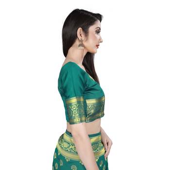 Green printed silk blend saree with blouse 6
