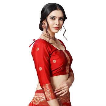 Red printed silk blend saree with blouse 7