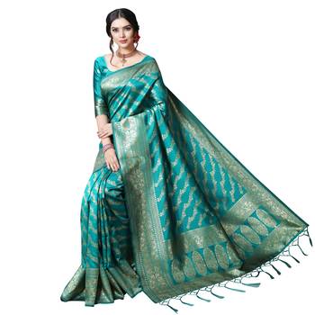 Green printed silk blend saree with blouse 5